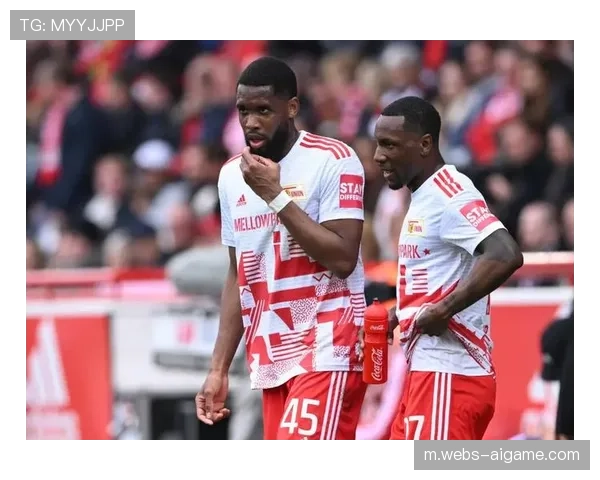 富勒姆vs诺丁汉森林延期，保级混战局势待定