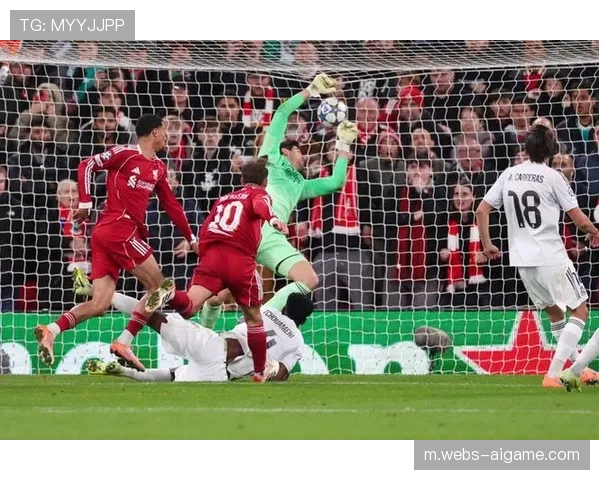 即时：加克波头球破门，利物浦客场1-0领先巴塞罗那